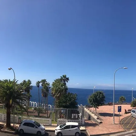 With Sea View In 公寓 卡亚俄萨尔瓦赫